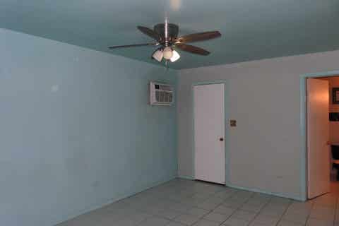 Tiny photo for 6B E DUNDEE QUARTER Drive #201, Palatine, IL 60074 (MLS # 12677129)