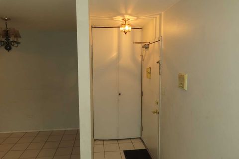Tiny photo for 6B E DUNDEE QUARTER Drive #201, Palatine, IL 60074 (MLS # 12677129)