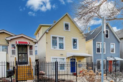 3719 W Palmer Street Chicago IL 60647