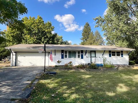 Photo of 8468 Carriage Hills Road, Bloomington, IL 61705 (MLS # 12488590)