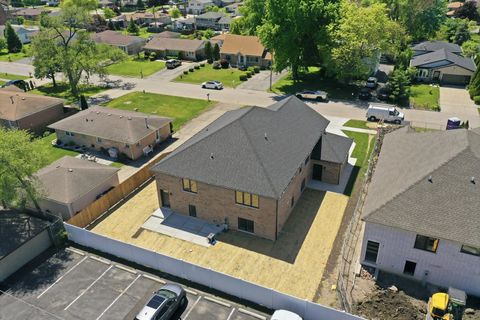 Tiny photo for 8011 S Oconto Avenue, Bridgeview, IL 60455 (MLS # 12636555)