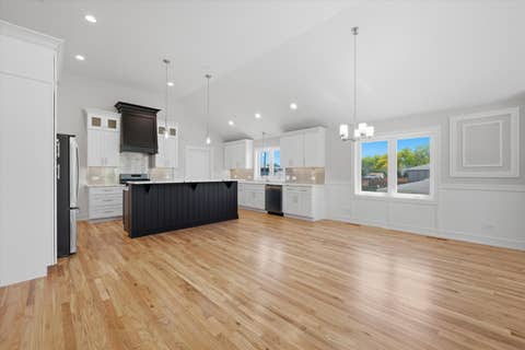 Tiny photo for 8011 S Oconto Avenue, Bridgeview, IL 60455 (MLS # 12636555)