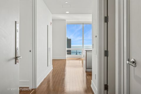 Tiny photo for 401 N Wabash Avenue #83E, Chicago, IL 60611 (MLS # 12425165)