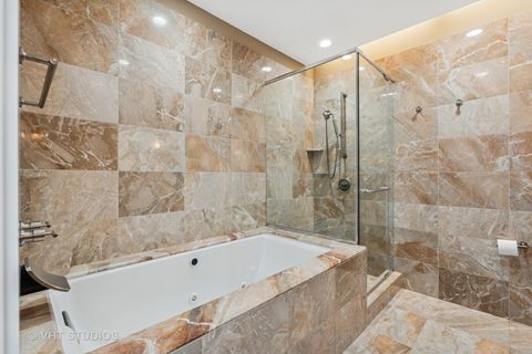 Tiny photo for 401 N Wabash Avenue #83E, Chicago, IL 60611 (MLS # 12425165)