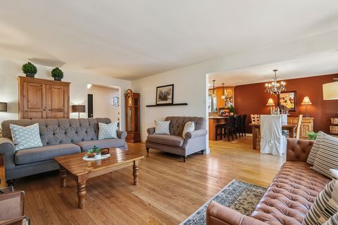 Tiny photo for 625 Bruce Avenue, Flossmoor, IL 60422 (MLS # 12555209)