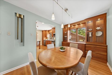 Tiny photo for 715 S Catherine Avenue, La Grange, IL 60525 (MLS # 12484759)