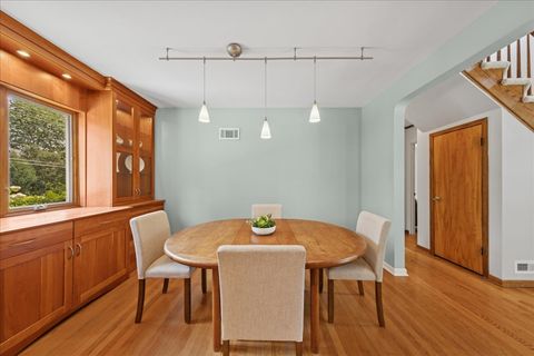 Tiny photo for 715 S Catherine Avenue, La Grange, IL 60525 (MLS # 12484759)