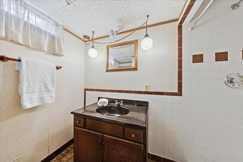 Tiny photo for 715 S Catherine Avenue, La Grange, IL 60525 (MLS # 12484759)