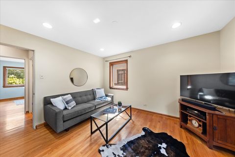 Tiny photo for 715 S Catherine Avenue, La Grange, IL 60525 (MLS # 12484759)