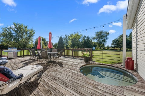 Tiny photo for 9N424 Tamara Drive, Elgin, IL 60124 (MLS # 12792978)