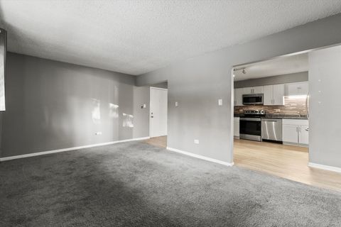 Tiny photo for 218 Madison Street #1C, Joliet, IL 60435 (MLS # 12534463)