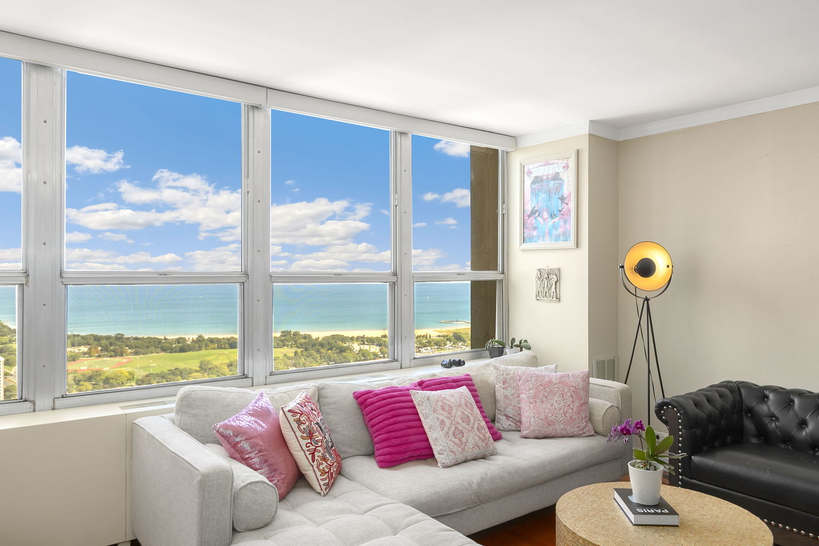 655 W Irving Park Road 5308