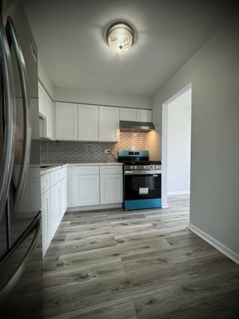 Tiny photo for 9720 S PULASKI Road #306, Oak Lawn, IL 60453 (MLS # 12621238)