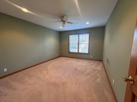 Tiny photo for 1724 Waverly Circle, St. Charles, IL 60174 (MLS # 12494681)