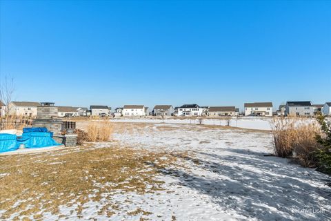 Tiny photo for 739 Juniper Street, Oswego, IL 60543 (MLS # 12551097)