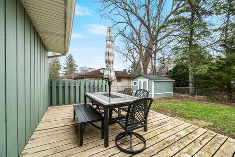 Tiny photo for 425 N Alfred Avenue, Elgin, IL 60123 (MLS # 12607347)