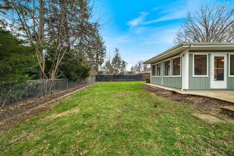 Tiny photo for 425 N Alfred Avenue, Elgin, IL 60123 (MLS # 12607347)