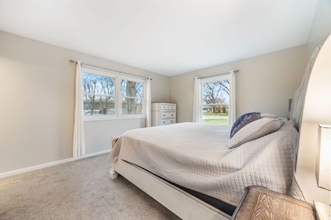 Tiny photo for 425 N Alfred Avenue, Elgin, IL 60123 (MLS # 12607347)