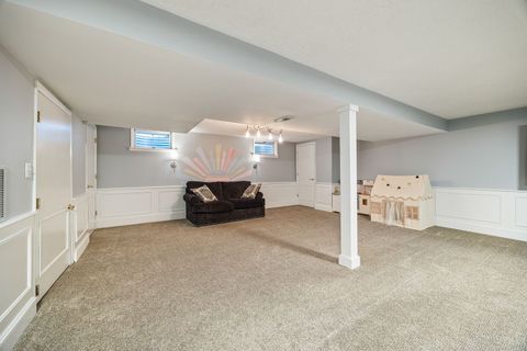 Tiny photo for 425 N Alfred Avenue, Elgin, IL 60123 (MLS # 12607347)