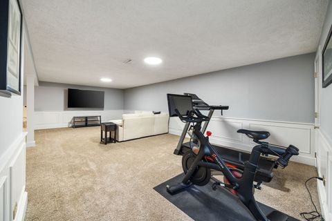 Tiny photo for 425 N Alfred Avenue, Elgin, IL 60123 (MLS # 12607347)