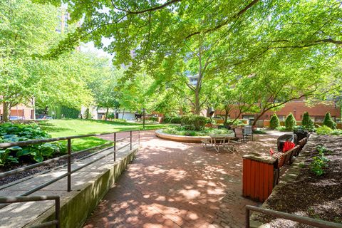Tiny photo for 1115 S Plymouth Court #124, Chicago, IL 60605 (MLS # 12492795)