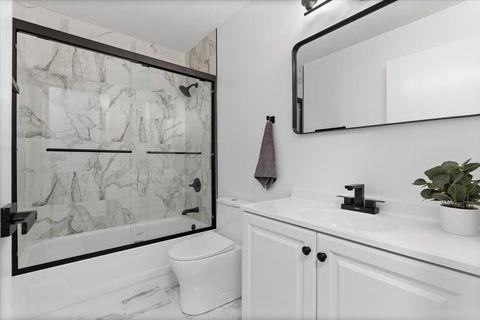 Tiny photo for 1115 S Plymouth Court #124, Chicago, IL 60605 (MLS # 12492795)