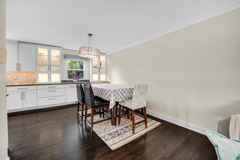 Tiny photo for 459 Sussex Court, Buffalo Grove, IL 60089 (MLS # 12668976)