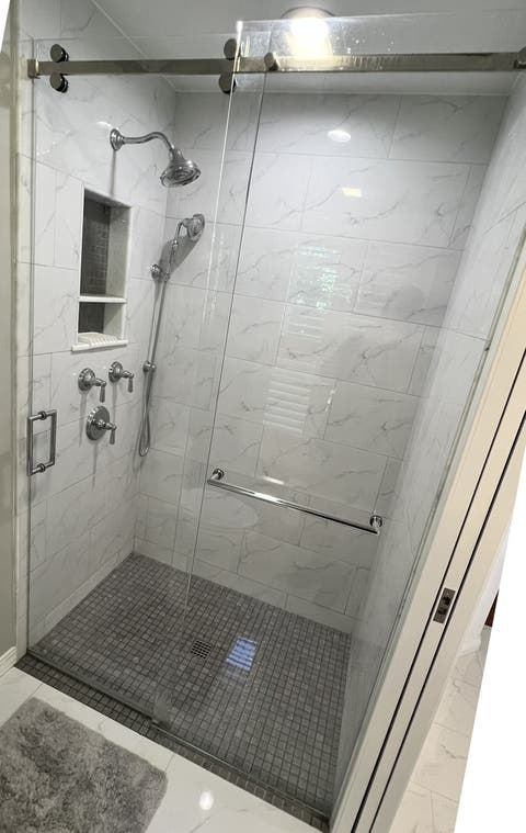 Tiny photo for 750 Kylemore Drive, Des Plaines, IL 60016 (MLS # 12681517)