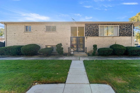 Tiny photo for 9401 S Parnell Avenue, Chicago, IL 60620 (MLS # 12792647)