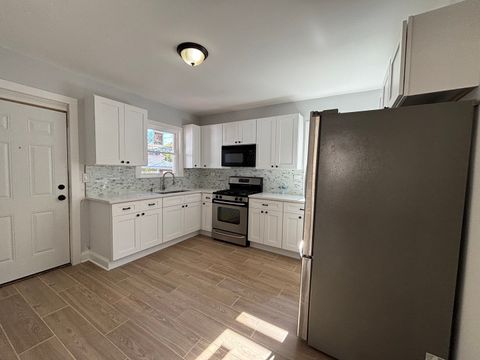 Tiny photo for 7745 S Luella Avenue, Chicago, IL 60649 (MLS # 12509277)