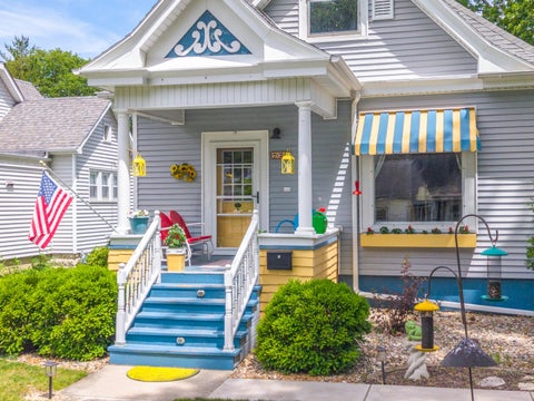Tiny photo for 729 W Henry Street, Pontiac, IL 61764 (MLS # 12684898)