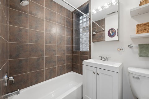 Tiny photo for 534.5 W Belmont Avenue #1N, Chicago, IL 60657 (MLS # 12725470)