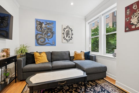 Tiny photo for 534.5 W Belmont Avenue #1N, Chicago, IL 60657 (MLS # 12725470)
