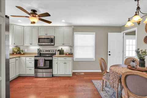 Tiny photo for 615 E Newkirk Street, Tuscola, IL 61953 (MLS # 12691230)