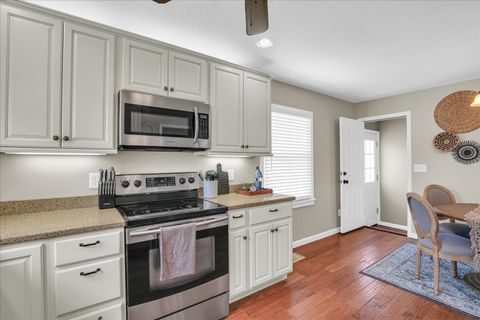 Tiny photo for 615 E Newkirk Street, Tuscola, IL 61953 (MLS # 12691230)