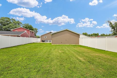 Tiny photo for 615 E Newkirk Street, Tuscola, IL 61953 (MLS # 12691230)