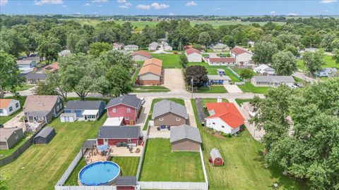 Tiny photo for 615 E Newkirk Street, Tuscola, IL 61953 (MLS # 12691230)