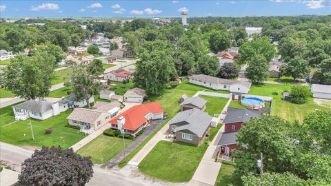 Tiny photo for 615 E Newkirk Street, Tuscola, IL 61953 (MLS # 12691230)