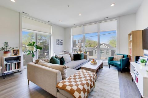 Tiny photo for 2423 W Fullerton Avenue #3F, Chicago, IL 60647 (MLS # 12624781)