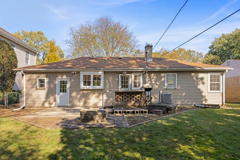 Tiny photo for 200 S Greeley Street, Palatine, IL 60067 (MLS # 12779067)