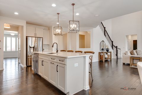 Tiny photo for 546 Council Circle, Vernon Hills, IL 60061 (MLS # 12631297)