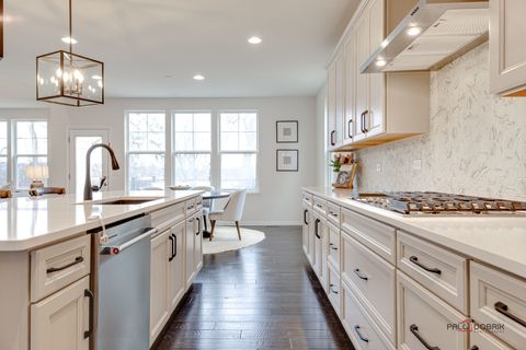Tiny photo for 546 Council Circle, Vernon Hills, IL 60061 (MLS # 12631297)