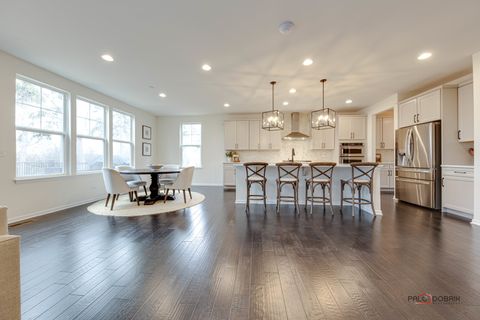 Tiny photo for 546 Council Circle, Vernon Hills, IL 60061 (MLS # 12631297)