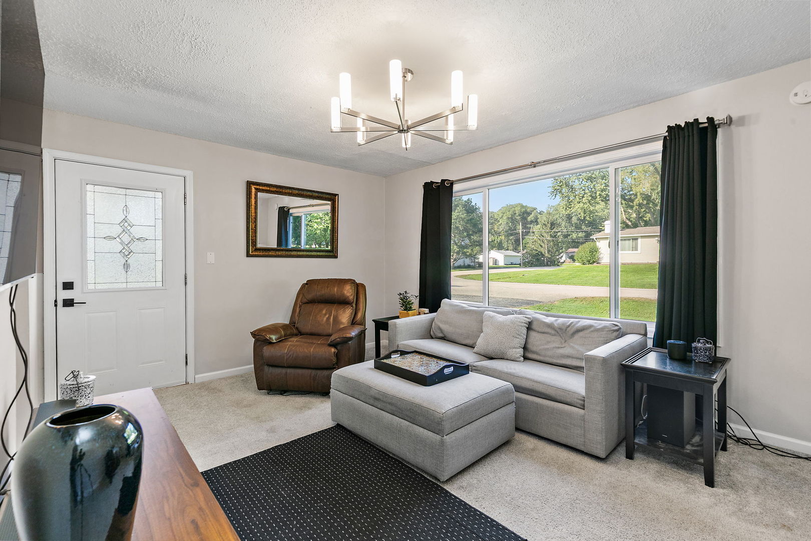 710 W Pheasant Trail