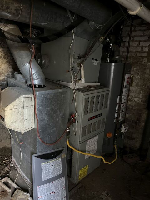 Tiny photo for 405 W Bissell Street, Bloomington, IL 61701 (MLS # 12549141)