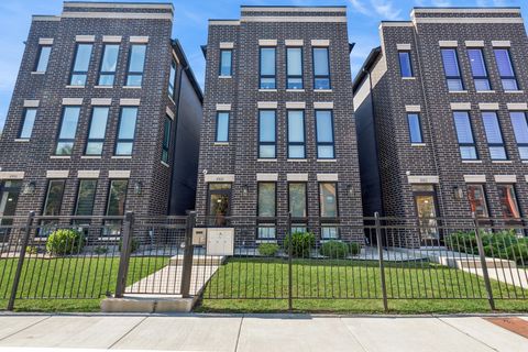 4904 S Saint Lawrence Avenue 2 Chicago IL 60615
