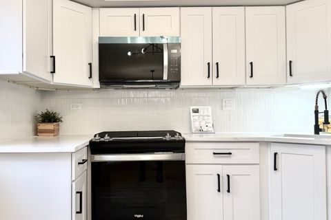 Tiny photo for Palatine, IL 60074 (MLS # 12513107)