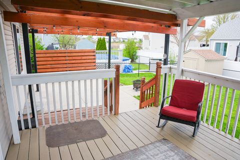 Tiny photo for 7 Gladys Court, South Elgin, IL 60177 (MLS # 12622708)