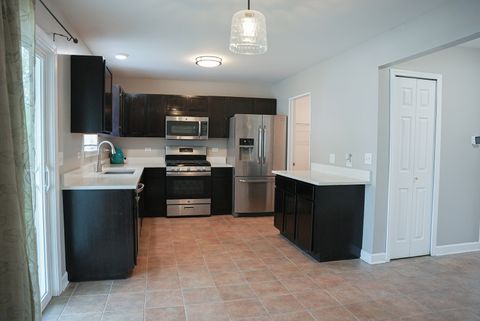 Tiny photo for 7 Gladys Court, South Elgin, IL 60177 (MLS # 12622708)