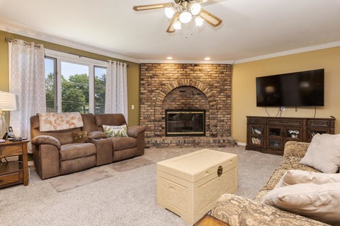 Tiny photo for 1604 Six Points Road, Bloomington, IL 61701 (MLS # 12682960)